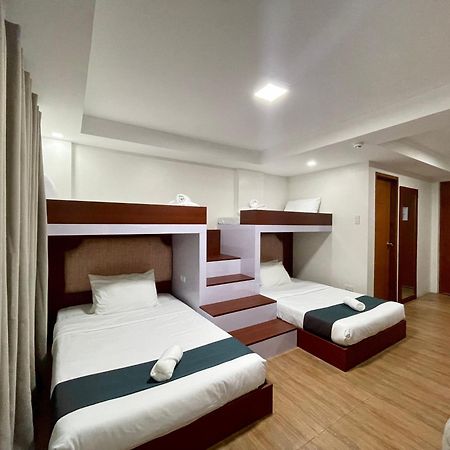 Staycation Hotel San Jose  Exterior photo