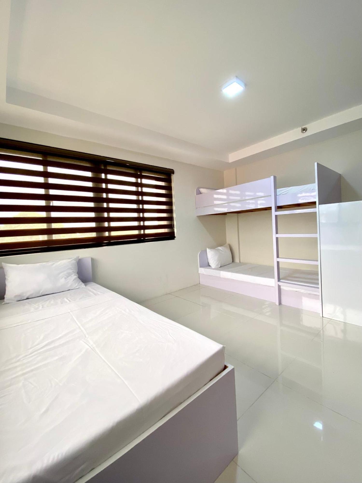 Staycation Hotel San Jose  Exterior photo